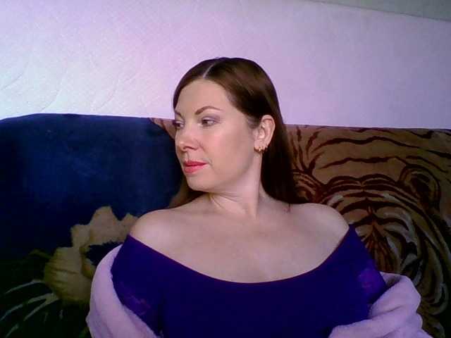 Fotos jannina show chest 50 current, look at the camera for 20, mutual subscription 5 current